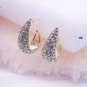 New Vintage Bling Bling Charm Rhinestone Gold Color Stud Earrings
